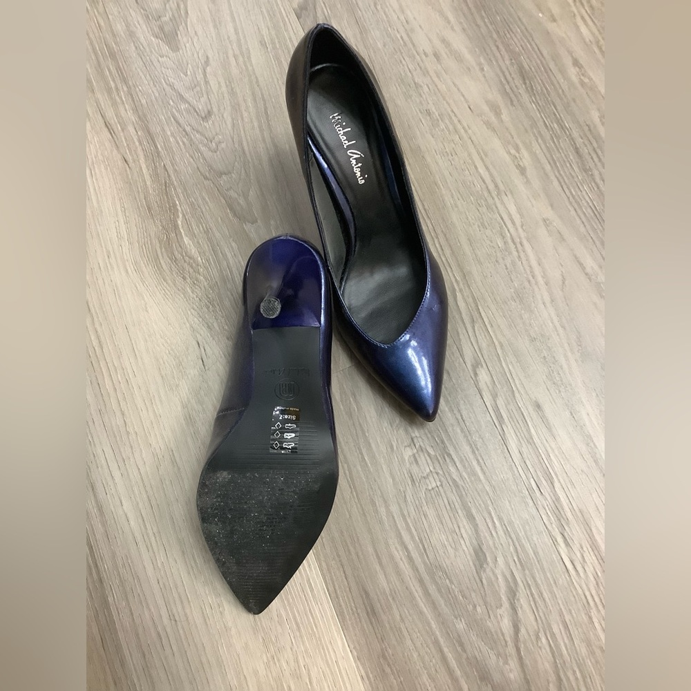 Michael Antonio Pumps